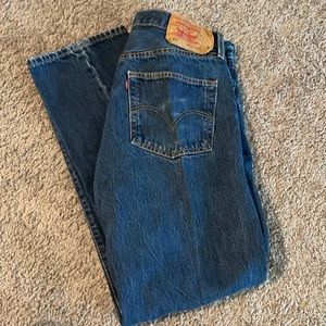 Dark wash Levi's 501 vintage 34 X 34